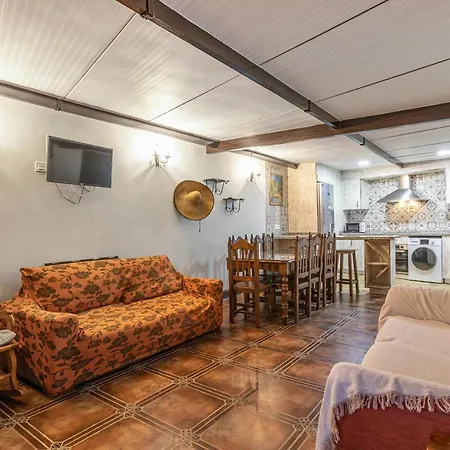 Holiday home Cortijo Las Caballerizas